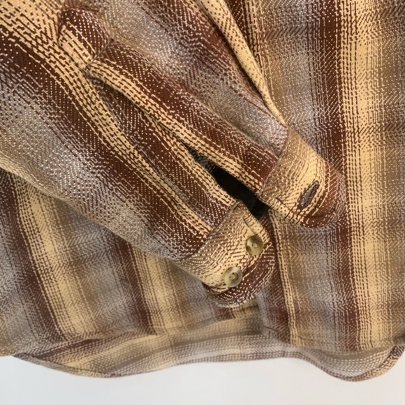 Wrangler Expeditions Men's Brown and Yellow Soft Flannel Button Down Shirt - Picture 6 of 12